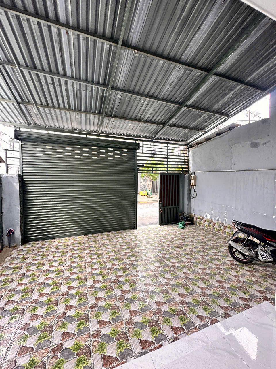 Mặt tiền buôn bán tốt, nhà mới xây hoàn công đủ, thương lượng mạnh TL29 - Ảnh 3